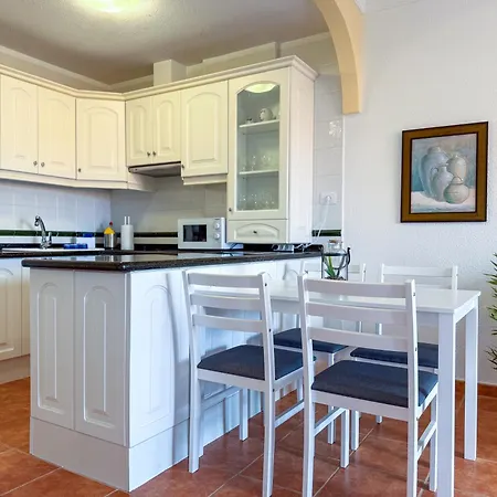 Magnificent Balcon With Sea And Pool View Apartamento Costa del Silencio
