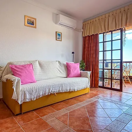 Magnificent Balcon With Sea And Pool View Апартаменты Коста-дель-Силенцио